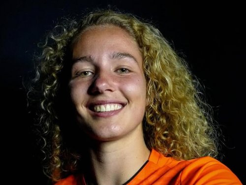 Jasmijn Resink verlengt contract