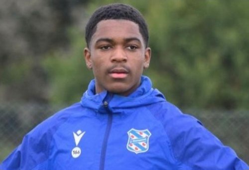 Topclubs houden Kirayno Schaken in de gaten