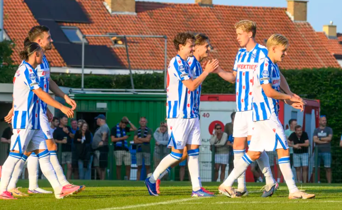 SC Heerenveen wint van Club Brugge